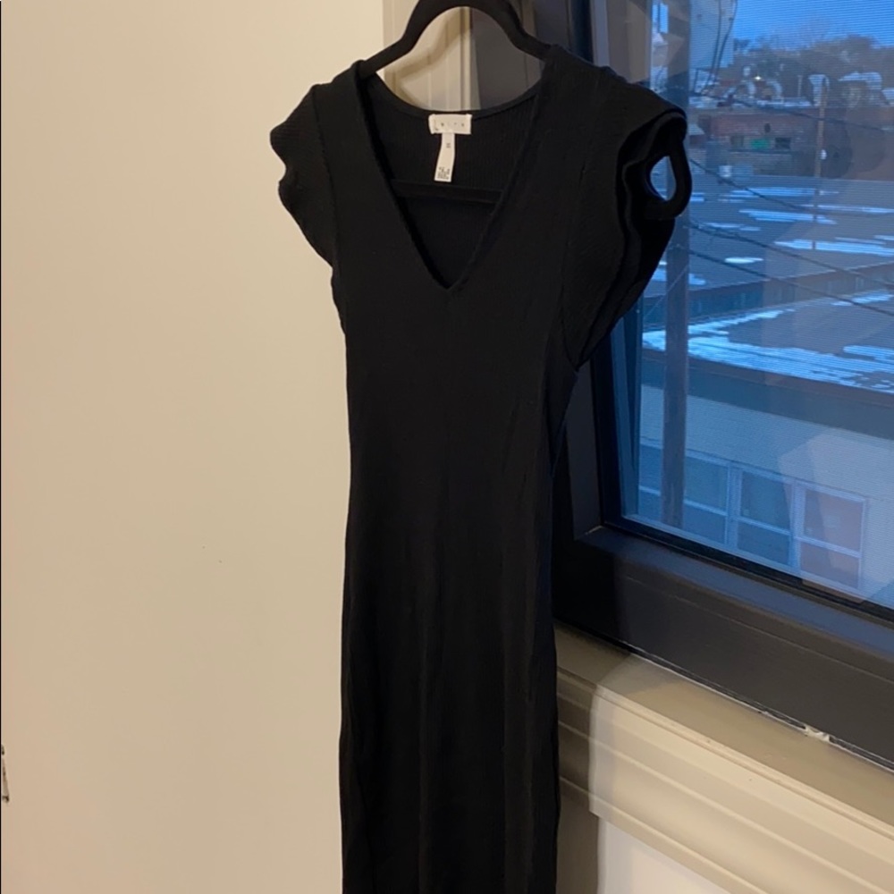 Ribbed black dress